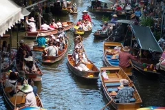 Damnoen Floating Market
