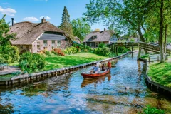 Giethoorn Daytrips from Amsterdam