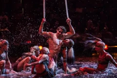 La Perle by Dragone