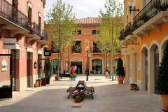 La Roca Village Transfers from Barcelona