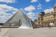 Louvre Museum