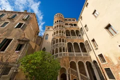 Palazzo Contarini del Bovolo