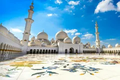 Abu Dhabi: Day Trip from Dubai with City Tour, Grand Mosque, Louvre and Lunch