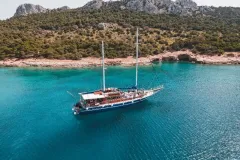 Agistri, Moni & Aegina: Sailboat Cruise with Lunch & Snacks from Athens