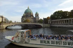Berlin: 1-Hr Sightseeing Cruise + Audio Guide