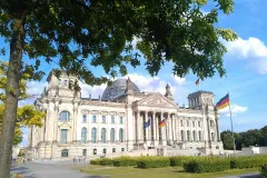 Berlin: Parliament District Guided Tour in German