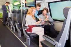CAT Vienna: Train Transfer from Vienna Mitte Station to Airport