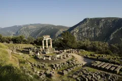 Delphi: Full-Day Guided Tour from Athens