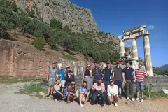 Delphi: Full-Day VR Audio Guided Tour from Athens