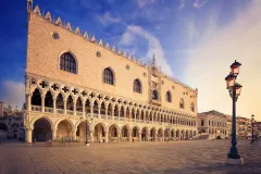 Doge’s Palace & St. Mark’s Basilica: Small Group Guided Tour