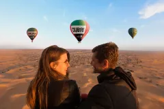 Dubai Hot Air Balloon Flight with Vintage Land Rover Drive & Gourmet Breakfast