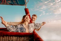 Dubai Sunrise Hot Air Balloon Flight with Transfers