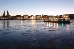 Hamburg: Winter Alster Roundtrip