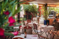 Jardines de Zoraya Granada: Flamenco Show + Dinner