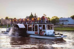 Krakow: Vistula River Cruise with Audio Guide