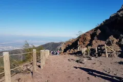Mount Vesuvius: Guided Tour + Roundtrip from Naples