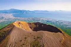 Pompeii & Mt. Vesuvius: Guided Tour + Lunch + Roundtrip Transfer