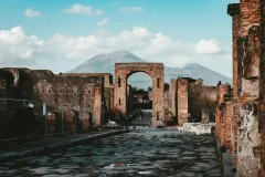 Pompeii: Skip The Line Ticket + Day Trip from Rome