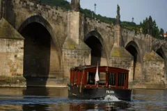 Prague Budget Combo: Canal Cruise + Charles Bridge Museum