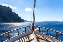 Santorini: Guided Volcano and Hot Springs Boat Tour