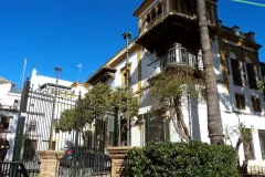 Seville Jewish quarter: 1-Hr Streets of Santa Cruz Morning Tour
