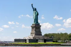 Statue of Liberty & Ellis Island: Guided Tour + Roundtrip Ferry Ticket