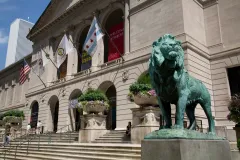 The Art Institute of Chicago: Skip The Line Ticket + Semi-Private Guided Tour