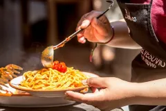 Vesuvius: Vineyards Tour + Wine Tasting and Lunch