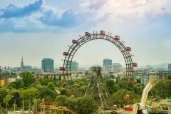 Vienna: Wurstelprater Amusement Park Exploration Game