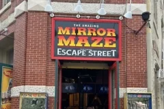 The Amazing Mirror Maze